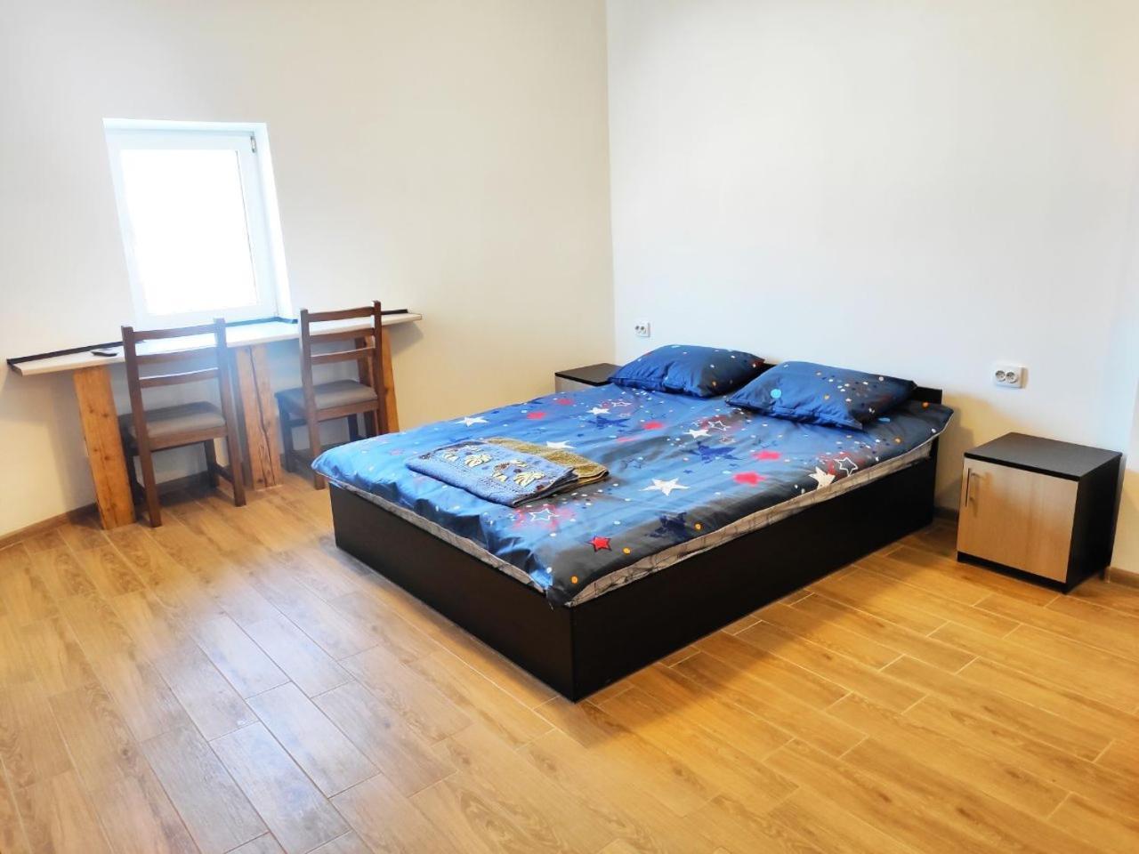 Студія В Центрі Ivano-Frankivsk Ngoại thất bức ảnh